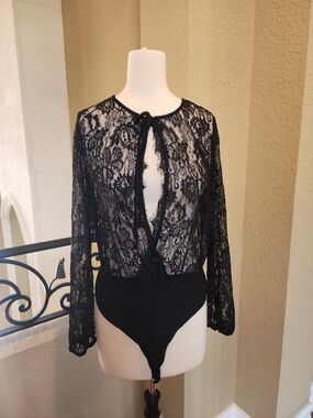 Forever 21 Black Floral Lace Long-Sleeve Bodysuit